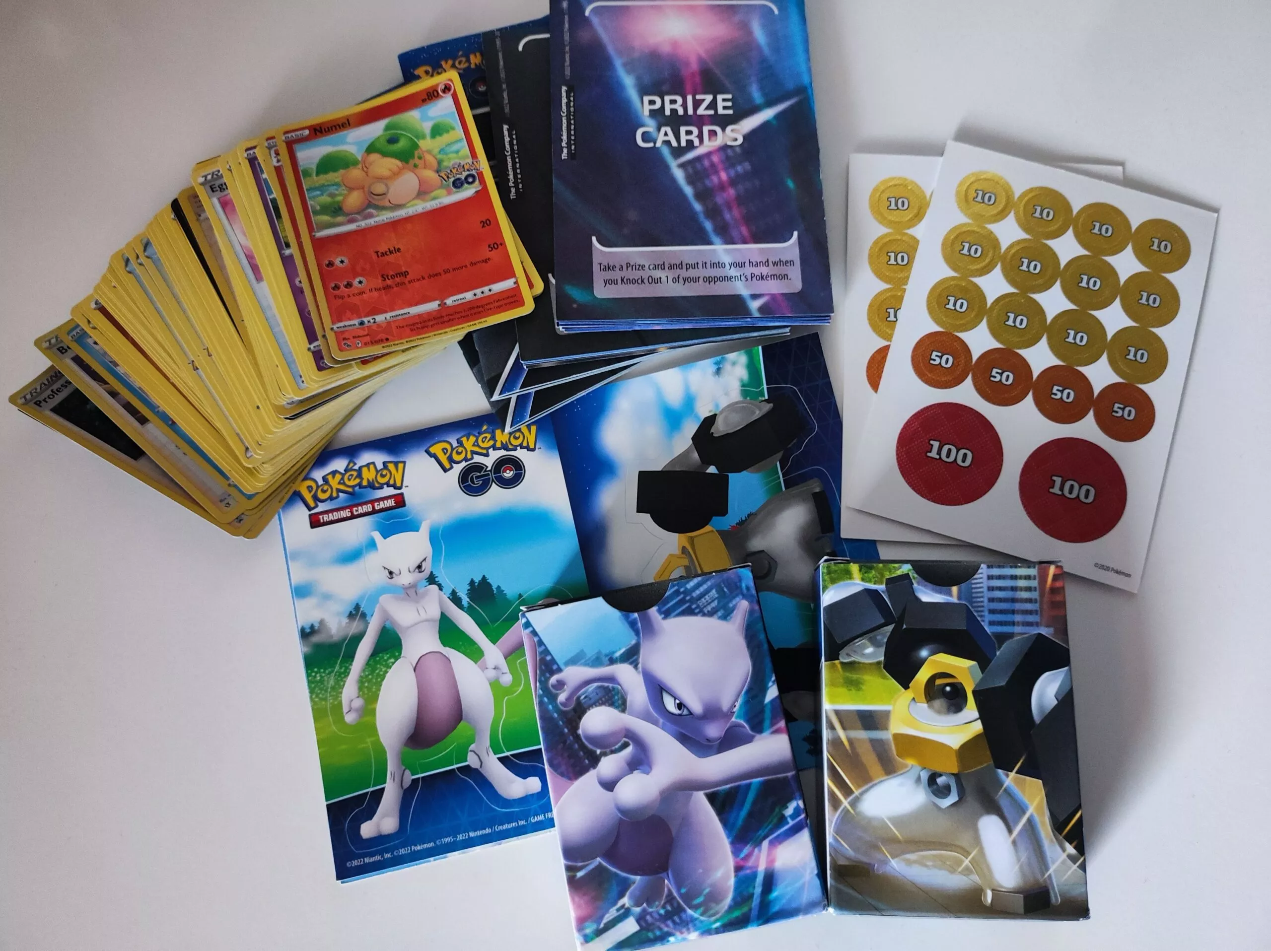 Pokemon-TCG-Mewtwo-Melmetal-Pokemon-GO-V-Battle-Deck-scaled